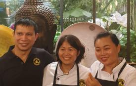 Cao Thi Na, Thioula et Le Thi Loan